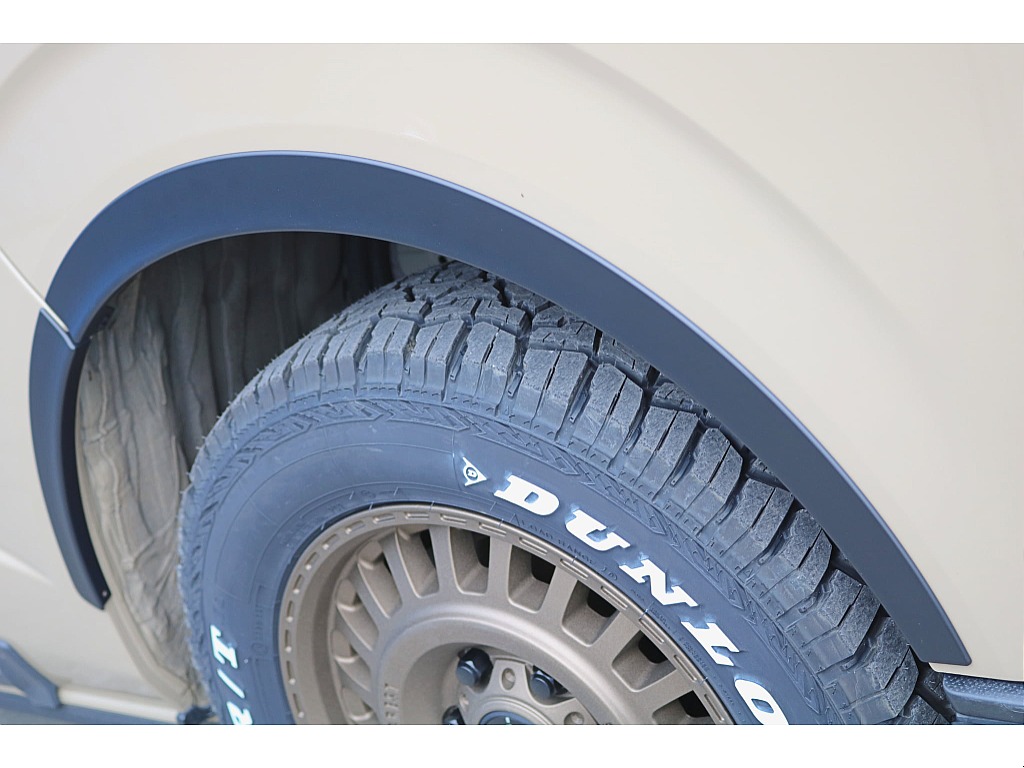 ＦＬＥＸ　オーバーフェンダー　艶消しブラック塗装で♪