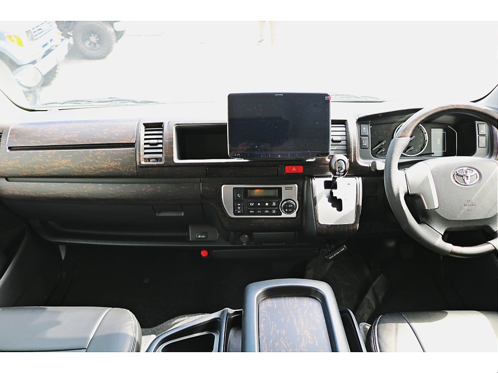 ＦＬＥＸ　艶消しマホガニー黒木目インテリア３点セット　ナビパネル　シフトノブ　ステアリング　インパネ周りをシックに統一します♪