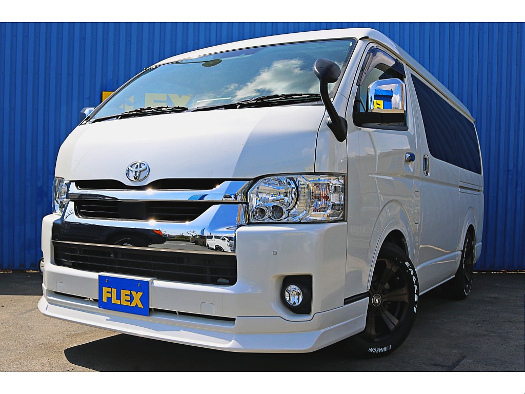 令和3年式　ハイエースワゴン　ローダウンカスタム＆大型ナビ搭載♪