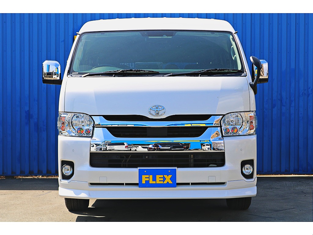 令和3年式　ハイエースワゴン　ローダウンカスタム＆大型ナビ搭載♪