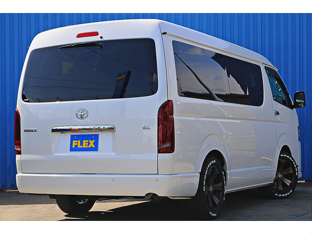 令和3年式　ハイエースワゴン　ローダウンカスタム＆大型ナビ搭載♪