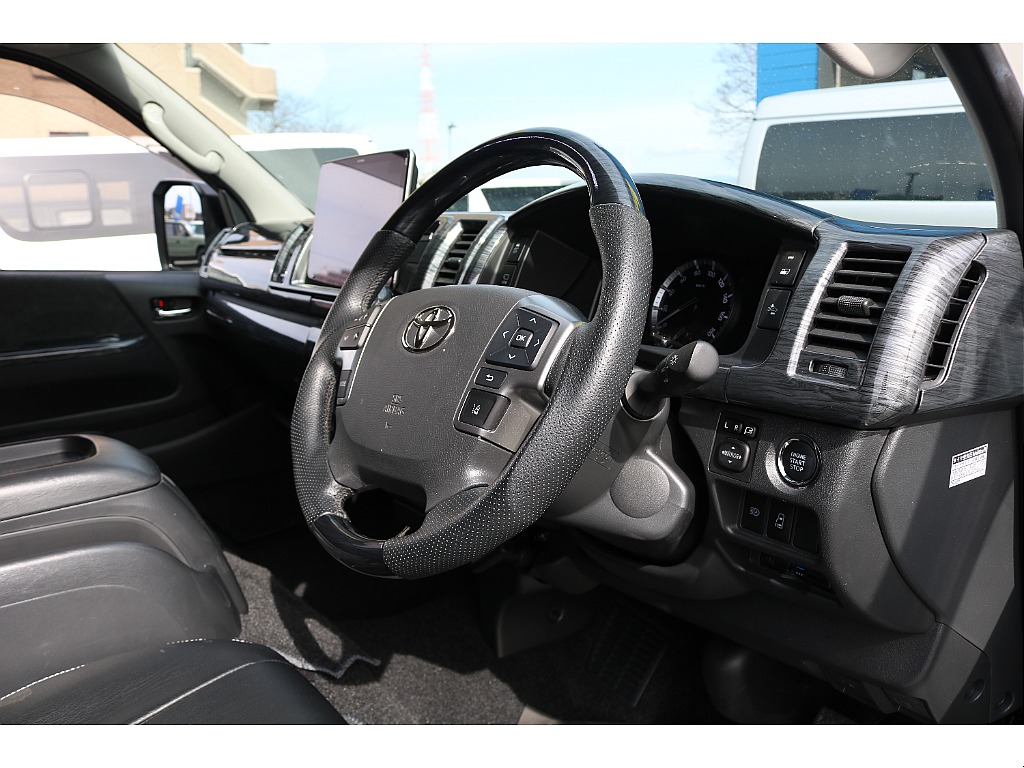 R5年式　ハイエースワゴンGL　内装架装【VER2】＆オリジナルカスタム♪