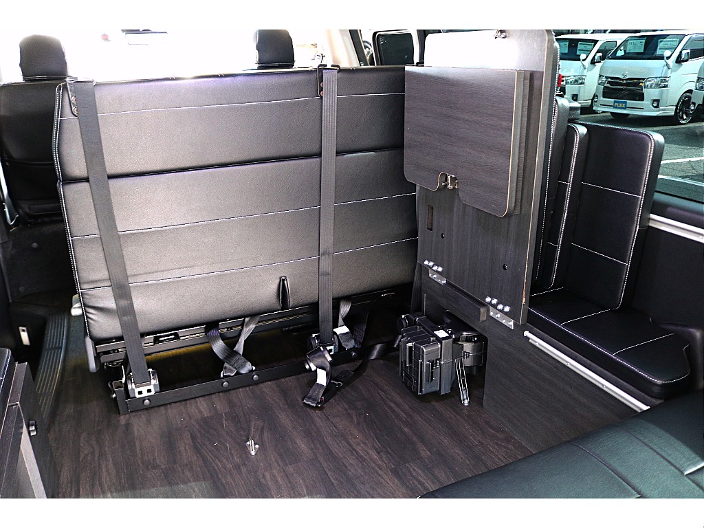 R5年式　ハイエースワゴンGL　内装架装【VER2】＆オリジナルカスタム♪