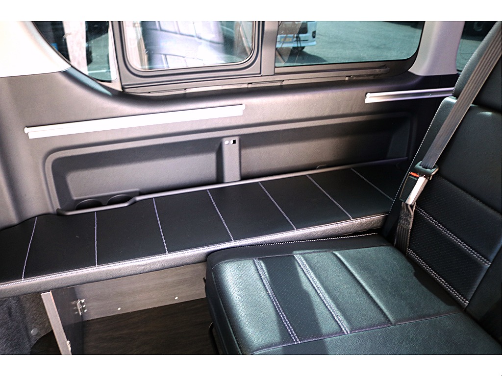 R5年式　ハイエースワゴンGL　内装架装【VER2】＆オリジナルカスタム♪