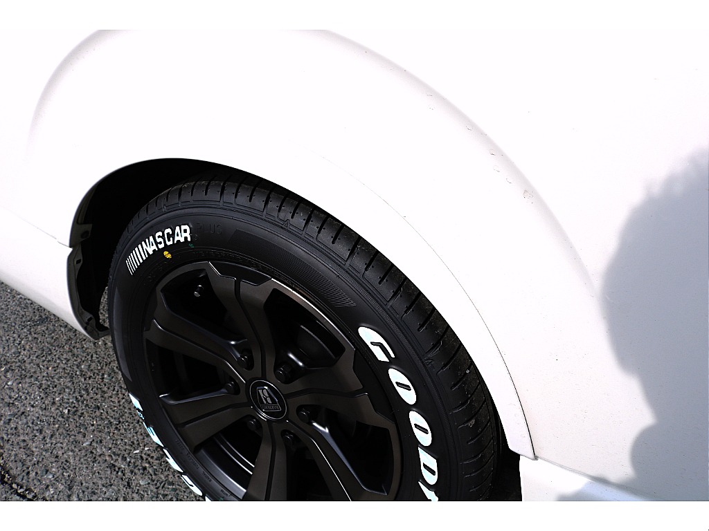 R5年式　ハイエースワゴンGL　内装架装【VER2】＆オリジナルカスタム♪