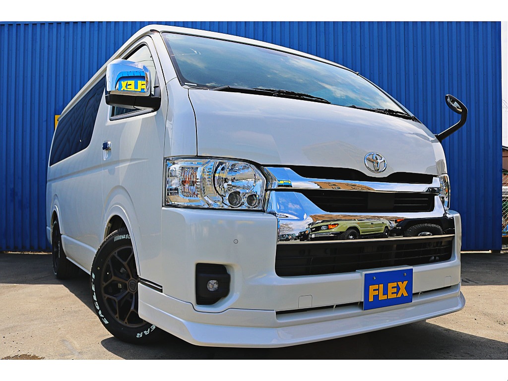 令和5年式ハイエースワゴン　ローダウンカスタム＆大型ナビ搭載♪