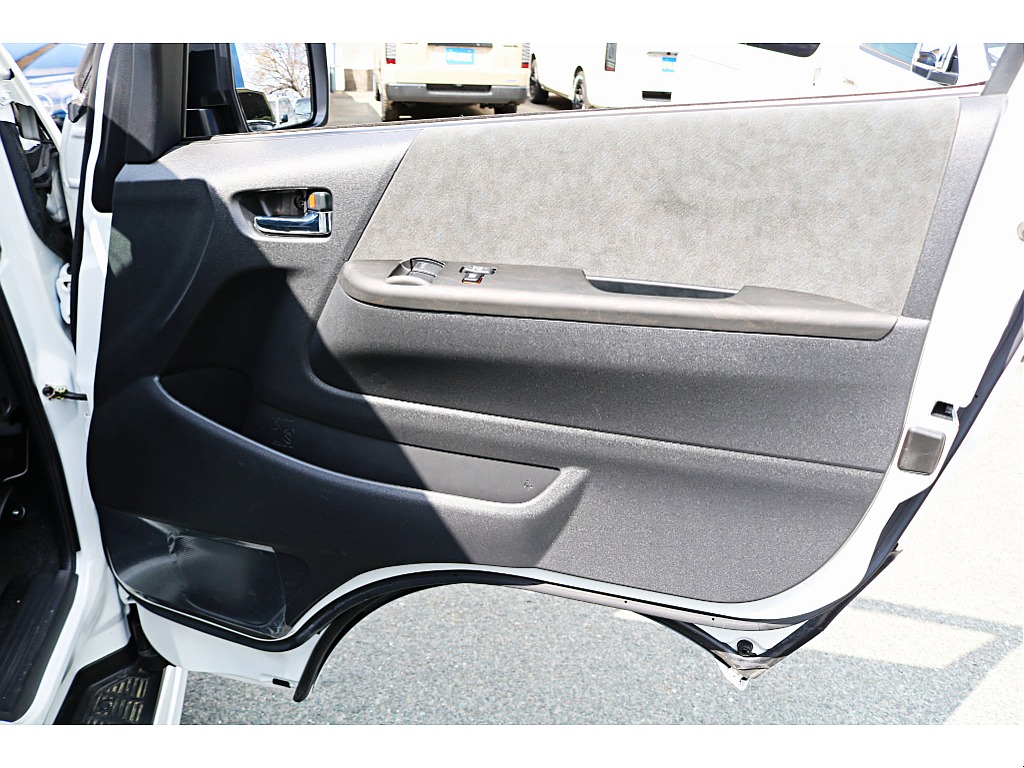 ＦＬＥＸ　艶消しマホガニー黒木目インテリア３点セット　ナビパネル　シフトノブ　ステアリング　インパネ周りをシックに統一します♪