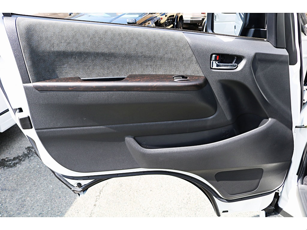 ＦＬＥＸ　艶消しマホガニー黒木目インテリア３点セット　ナビパネル　シフトノブ　ステアリング　インパネ周りをシックに統一します♪