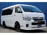 Ｒ5年式　ハイエースワゴン　10人乗りカスタム＆フローリング施工♪