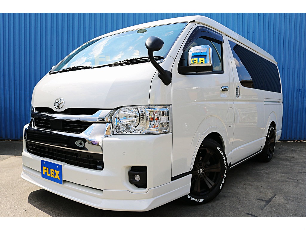 Ｒ5年式　ハイエースワゴン　10人乗りカスタム＆フローリング施工♪