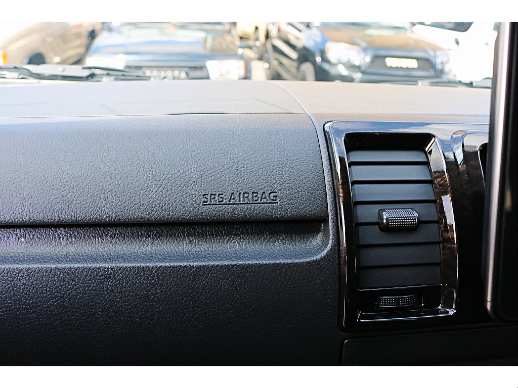 R8年式ハイエースバン　ダークプライムⅡガソリン2WD　FLEXオリジナルカスタム＆大画面ナビ♪