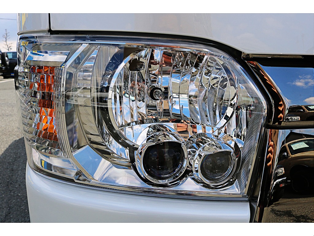 純正LEDヘッドライト♪