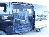 R4年式　ハイエースバン　ダークプライム2　車中泊カスタム＆大型ナビカスタム♪