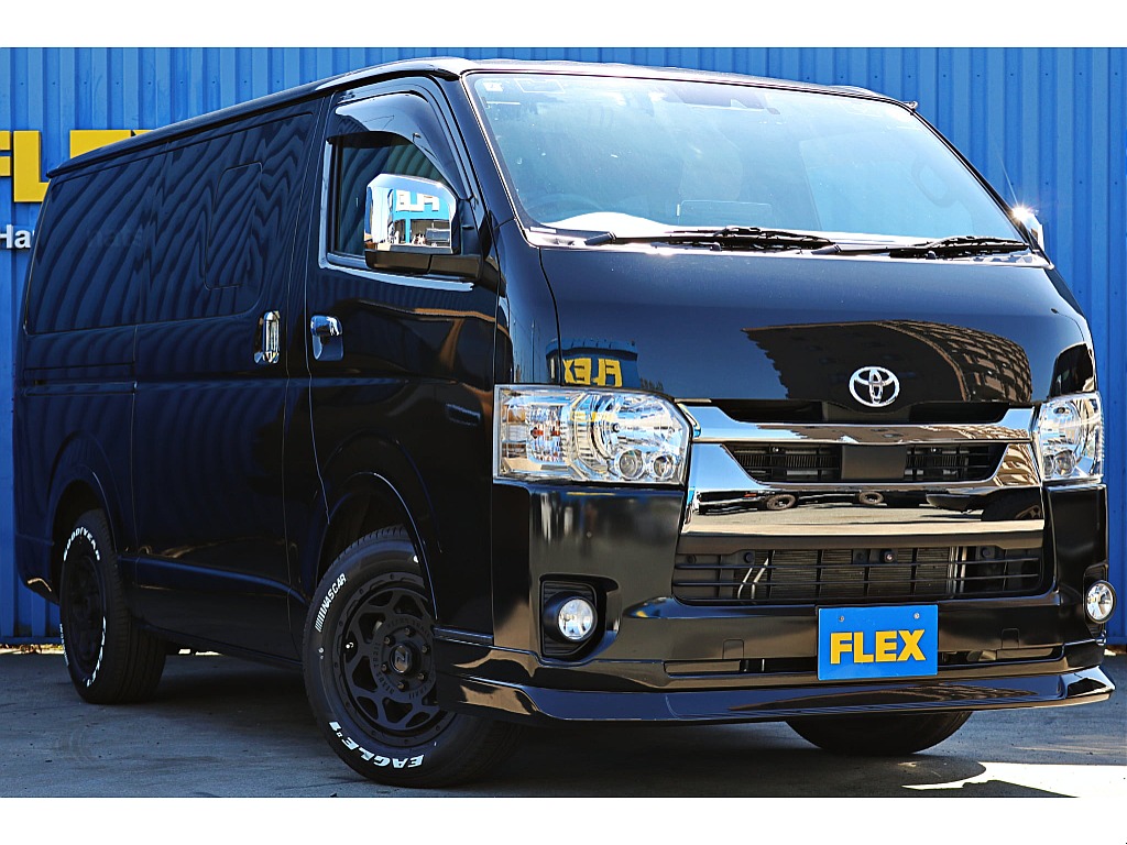 R4年式　ハイエースバン　ダークプライム2　車中泊カスタム＆大型ナビカスタム♪