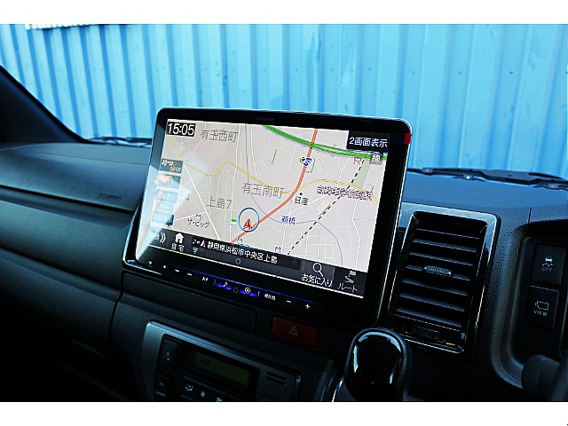 R4年式　ハイエースバン　ダークプライム2　車中泊カスタム＆大型ナビカスタム♪