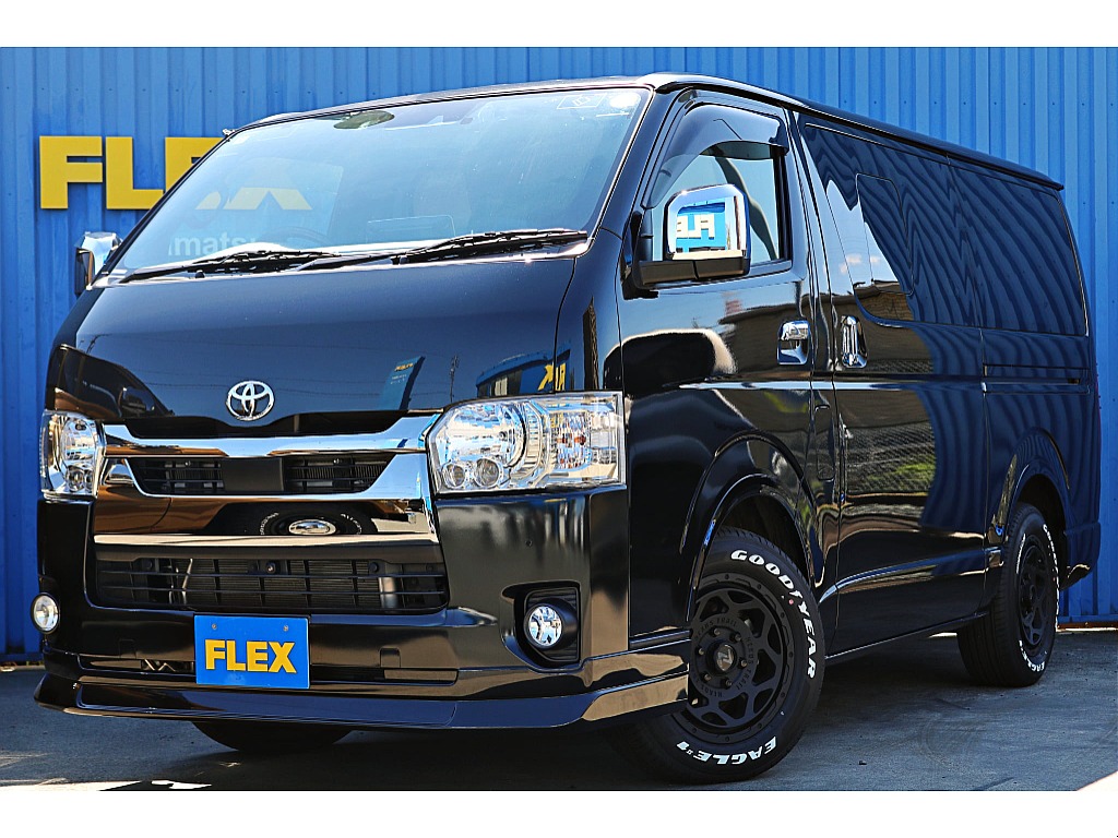 R4年式　ハイエースバン　ダークプライム2　車中泊カスタム＆大型ナビカスタム♪