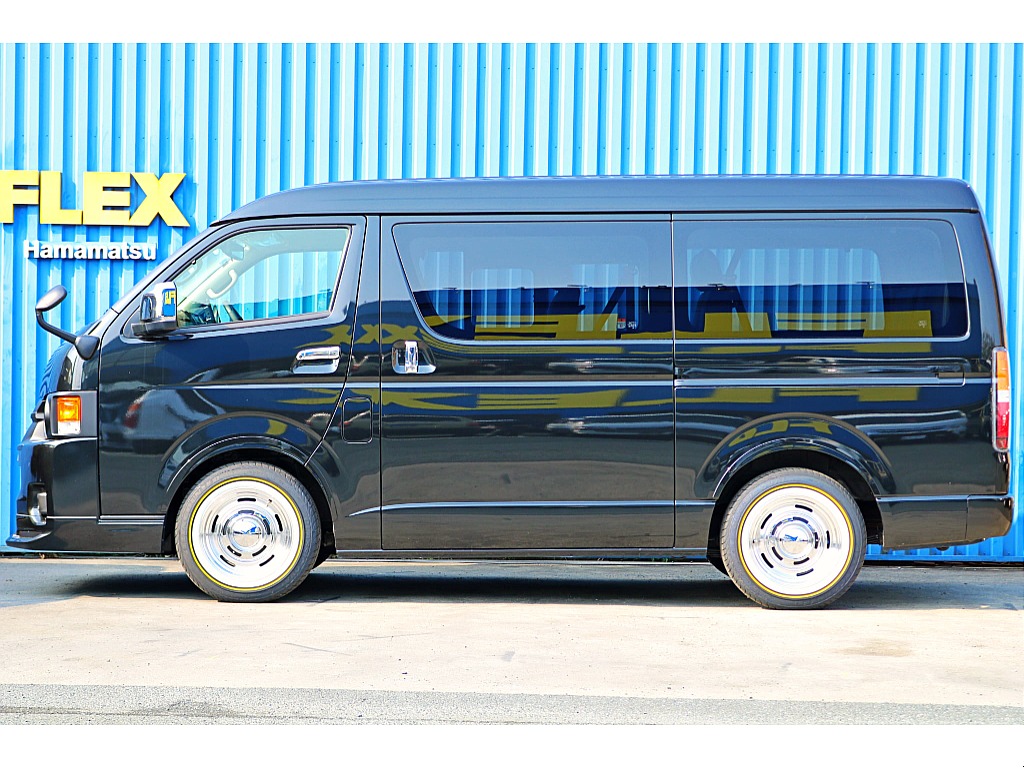 R7年式ハイエースワゴンGL　FLEXオリジナルカスタム　ReClassic施工　DEANクロスカントリーホイール＆オーレンカウンタータイヤ　10人乗り　モデリスタスポイラー