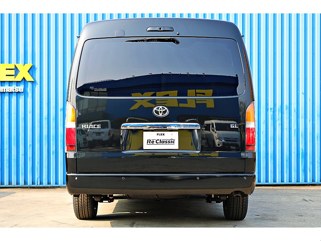 R7年式ハイエースワゴンGL　FLEXオリジナルカスタム　ReClassic施工　DEANクロスカントリーホイール＆オーレンカウンタータイヤ　10人乗り　モデリスタスポイラー