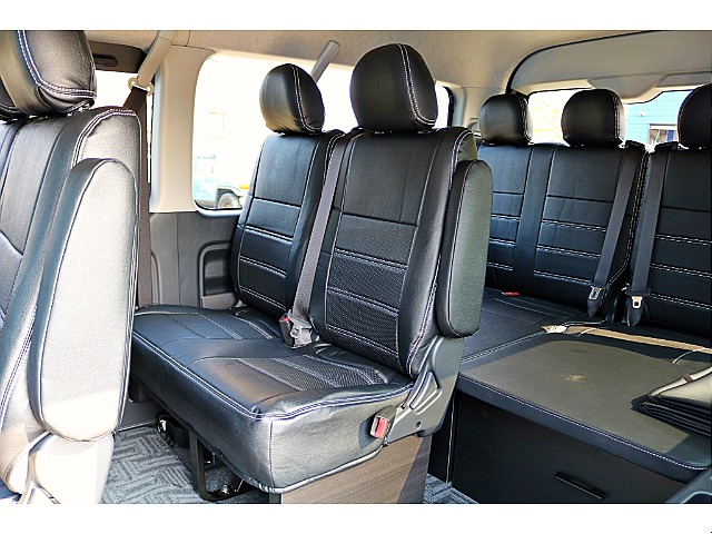 ベース10人シートにシートカバー付き♪