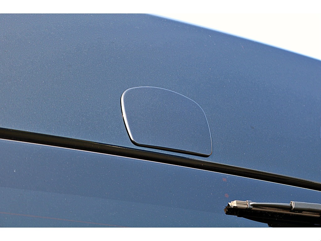 リアゲートミラーホールカバー付き♪