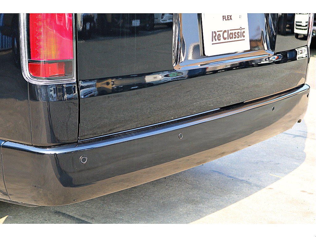 R7年式ハイエースワゴンGL　FLEXオリジナルカスタム　ReClassic施工　DEANクロスカントリーホイール＆オーレンカウンタータイヤ　10人乗り　モデリスタスポイラー