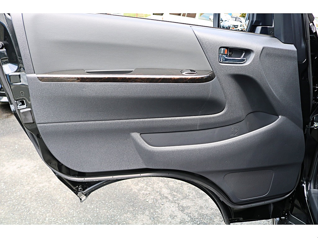 ＤＡＲＫＰＲＩＭＥＩＩ専用 黒木目マホガニー調内装♪