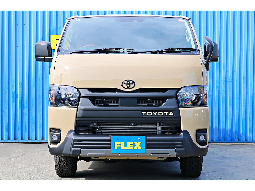 R7年式　ハイエースバン　S-GL　ディーゼル4WD　アースカラーパッケージ　ベージュ