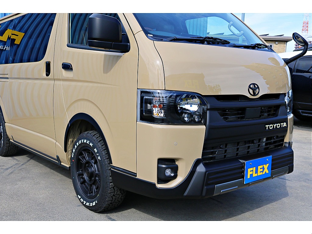 R7年式　ハイエースバン　S-GL　ディーゼル4WD　アースカラーパッケージ　ベージュ