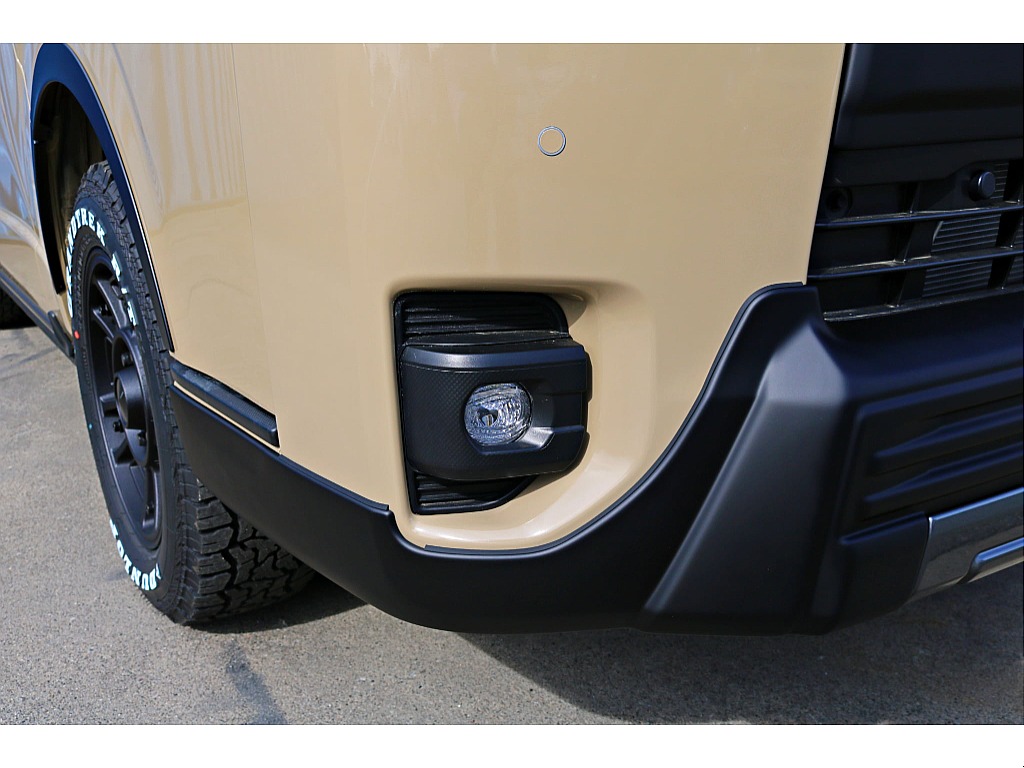 R7年式　ハイエースバン　S-GL　ディーゼル4WD　アースカラーパッケージ　ベージュ