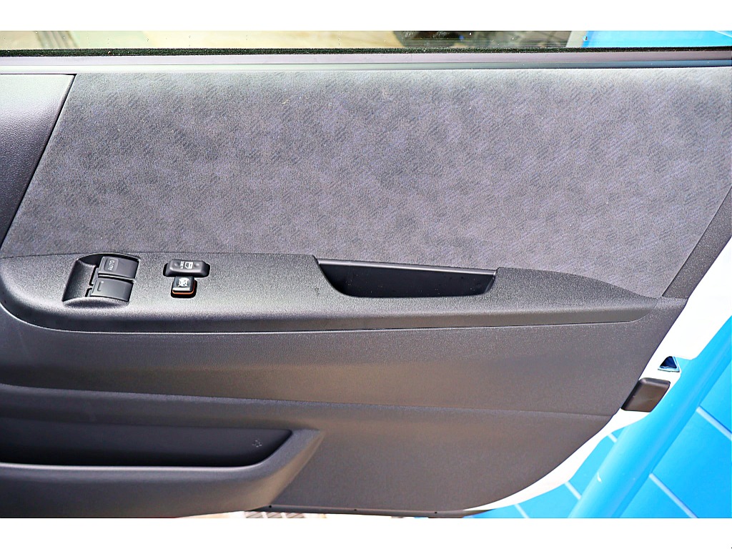 新車　9型　ハイエースワゴンGL　4WD　ベースシート　スマートベットキット♪