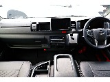 視点が高く、見通しが良い運転席。