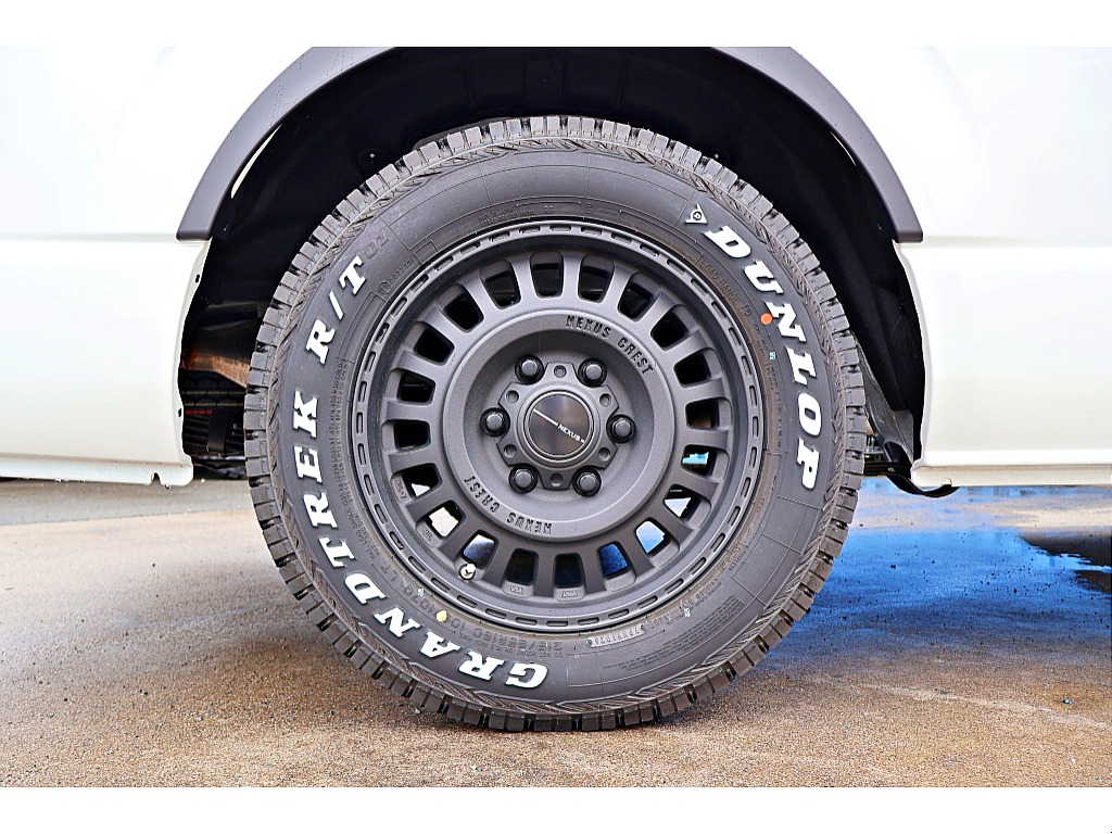 ＦＬＥＸ　ネクサスクレストNC1ホイール　×　DUNLOPグラントレックホワイトレタータイヤ♪