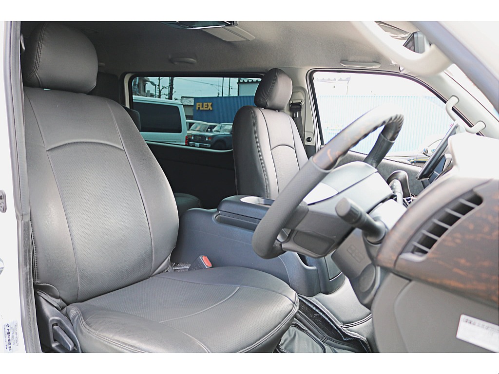 全席シートカバー装着♪