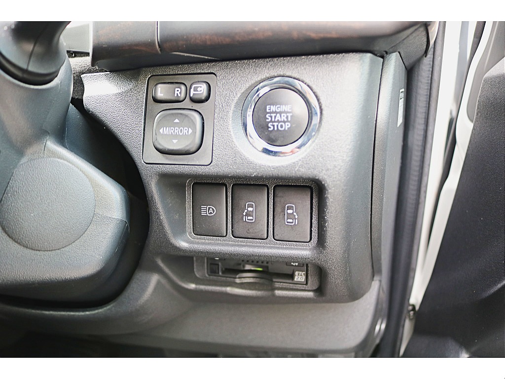 Ｒ6年式ファインテックツアラー＆大型ナビカスタム多数♪