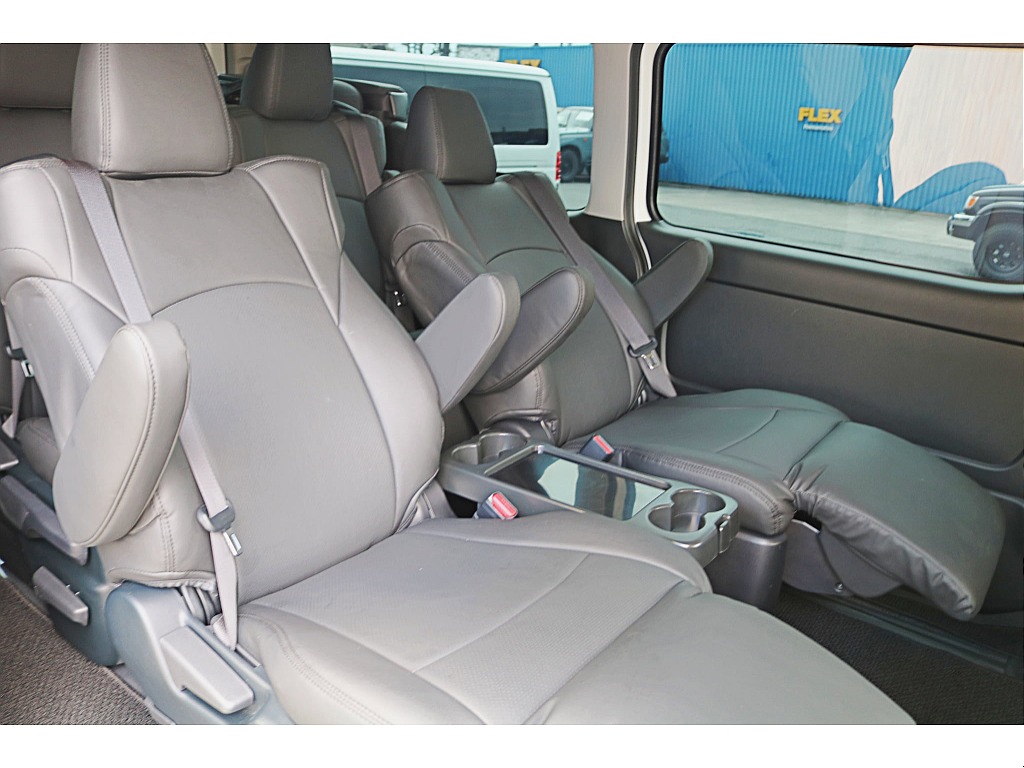 Ｒ6年式ファインテックツアラー＆大型ナビカスタム多数♪