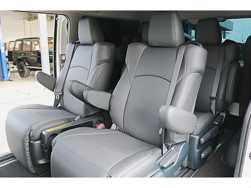 Ｒ6年式ファインテックツアラー＆大型ナビカスタム多数♪