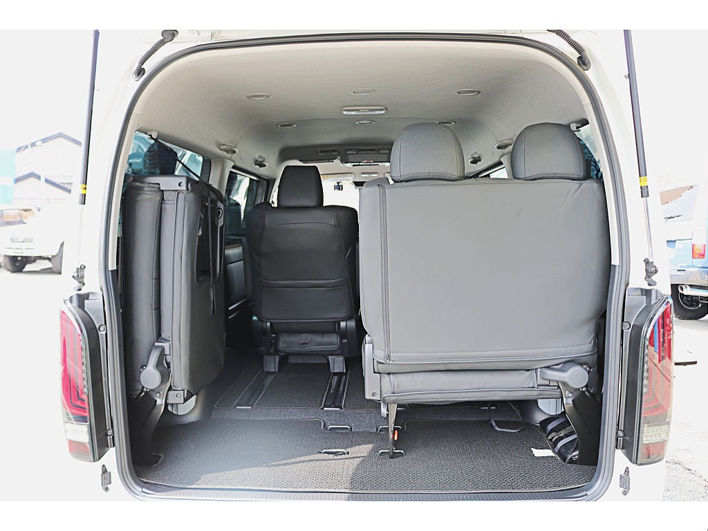 Ｒ6年式ファインテックツアラー＆大型ナビカスタム多数♪