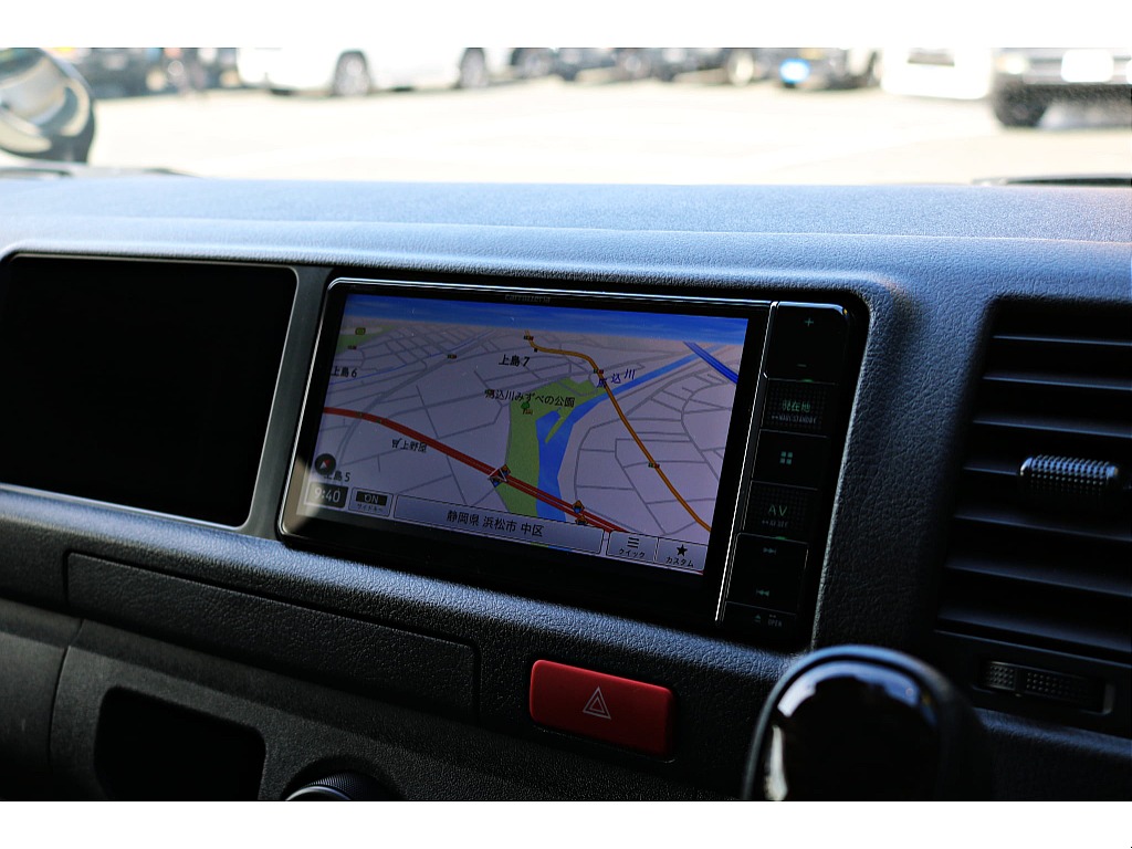 R6年式　ハイエースバン　DX　スーパーロング　ディーゼルターボ4WD　ダークプライムシート＆フローリングカスタム♪