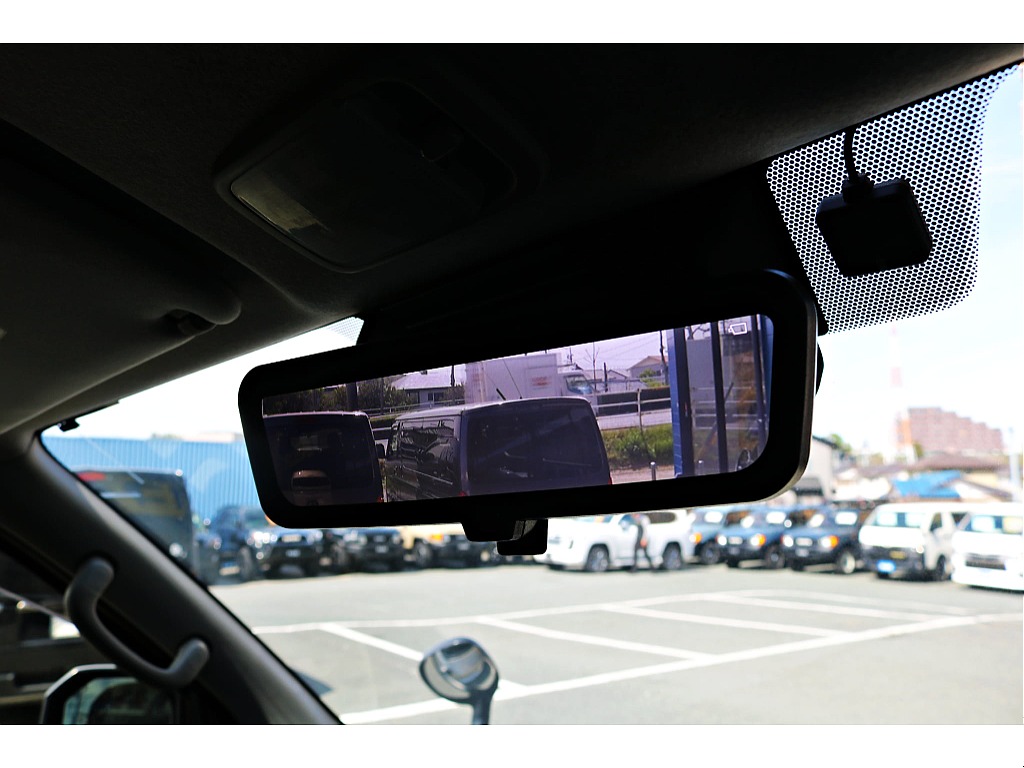 R6年式　ハイエースバン　DX　スーパーロング　ディーゼルターボ4WD　ダークプライムシート＆フローリングカスタム♪