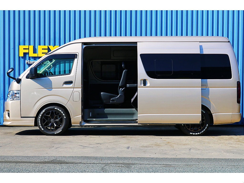R6年式　ハイエースバン　DX　スーパーロング　ディーゼルターボ4WD　ダークプライムシート＆フローリングカスタム♪