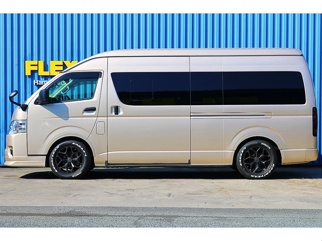 R6年式　ハイエースバン　DX　スーパーロング　ディーゼルターボ4WD　ダークプライムシート＆フローリングカスタム♪