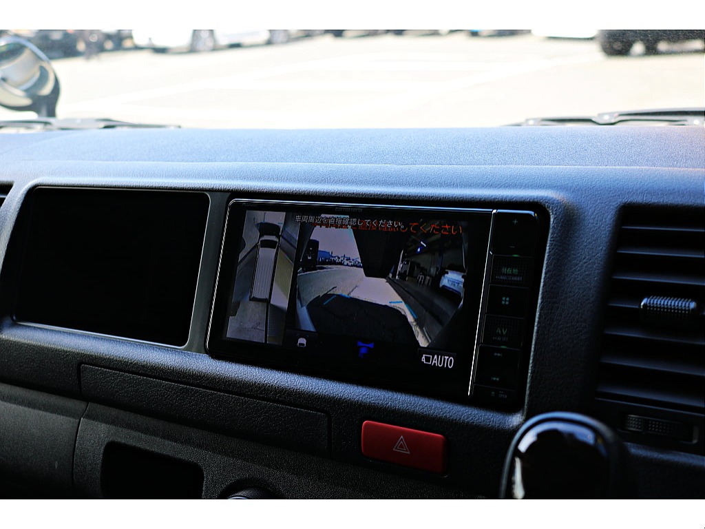 R6年式　ハイエースバン　DX　スーパーロング　ディーゼルターボ4WD　ダークプライムシート＆フローリングカスタム♪