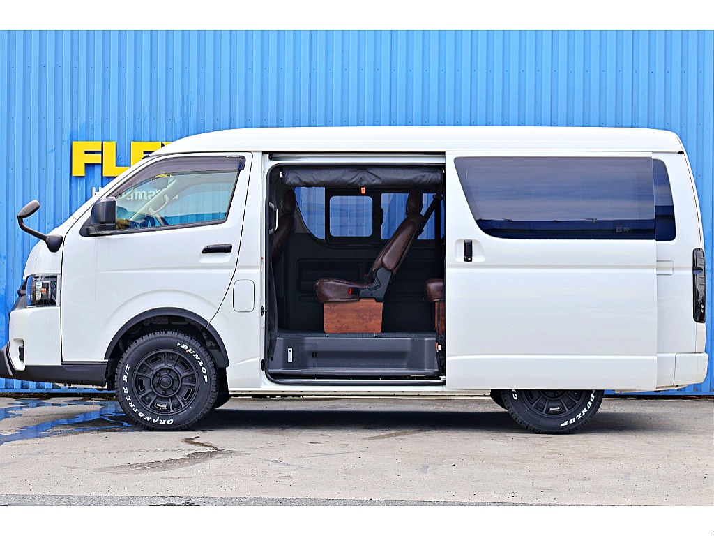 大きなスライドドアはファミリーカーとしてもピッタリです♪