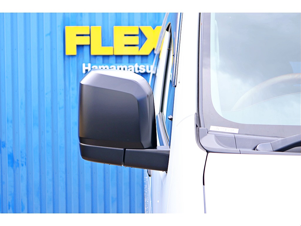 ＦＬＥＸ　ブラックPKG♪　ヘッドライト内部とメッキ箇所を艶消しブラック塗装♪