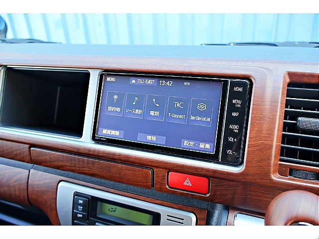 トヨタ純正７インチナビ♪フルセグ地デジ対応！パノラミックビューモニターも表示可能♪