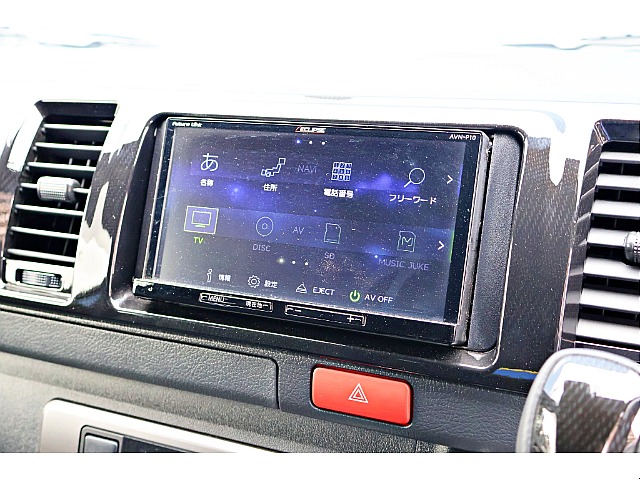 イクリプス製7インチナビ搭載♪ブルートゥースやCD/DVD再生も可能です♪