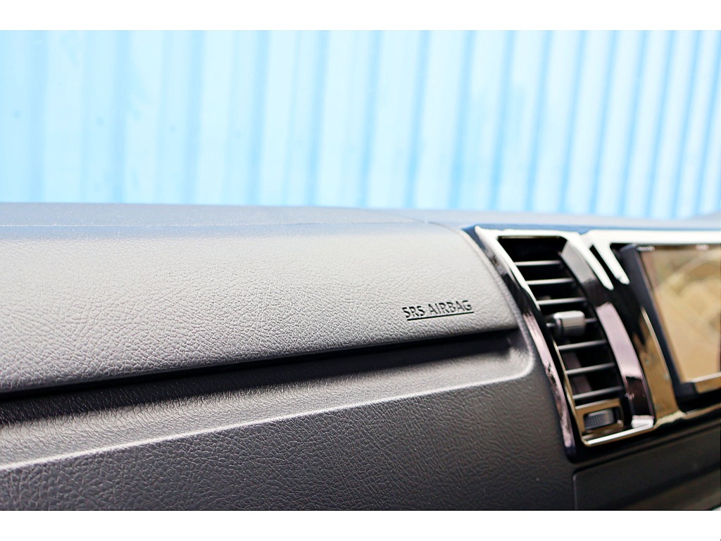 助手席エアバック装備♪安全機能もしっかりと♪