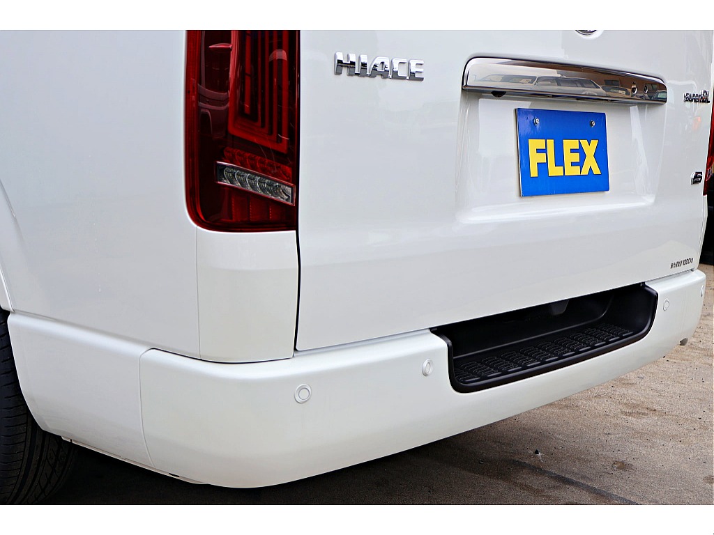 バンタイプなのでリアバンパーステップ登載♪