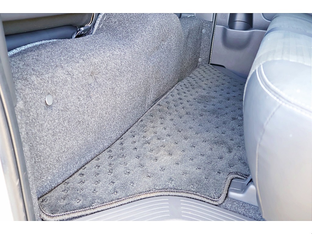 純正フロアマット装備♪