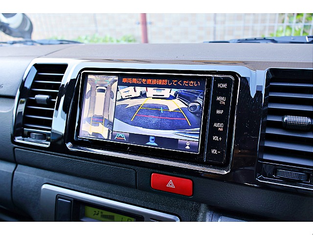 7インチSDナビ搭載♪バックカメラも装備♪